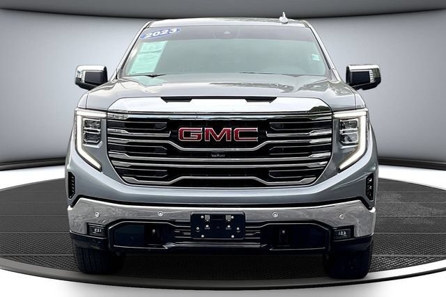 Used 2023 GMC Sierra 1500 SLT w/ SLT Premium Plus Package AWD/4WD image 2
