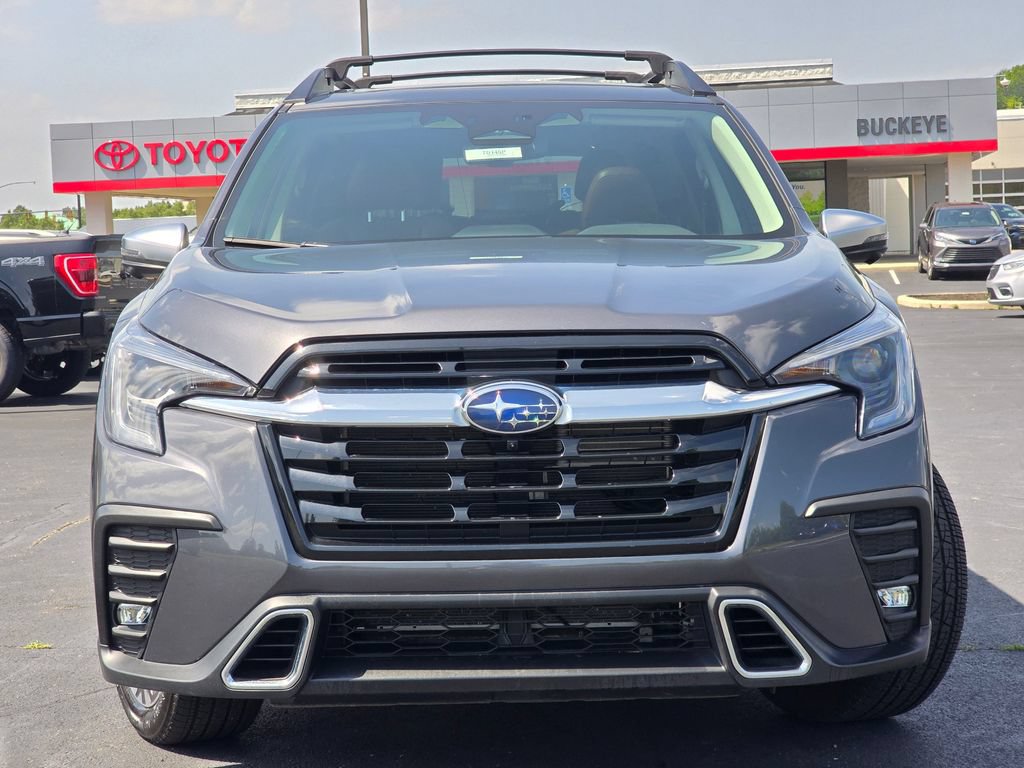 Used 2023 Subaru Ascent Touring AWD/4WD image 3