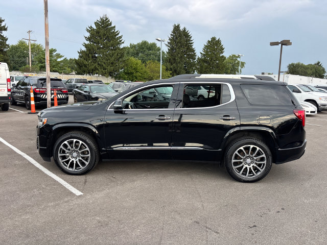 Used 2022 GMC Acadia Denali w/ Denali Ultimate Package AWD/4WD image 7