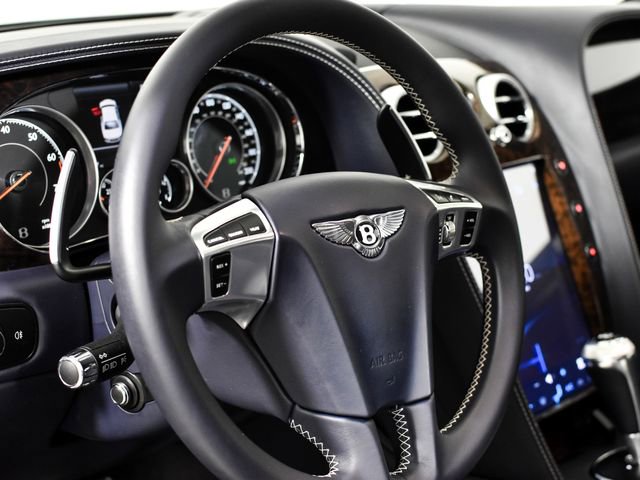 Used 2016 Bentley Flying Spur W12 image 23