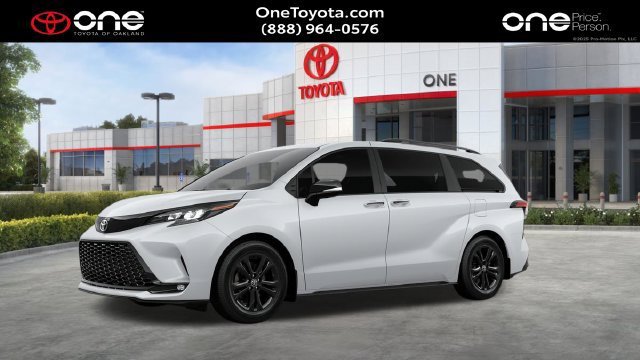 New 2026 Toyota Sienna XSE AWD/4WD image 4