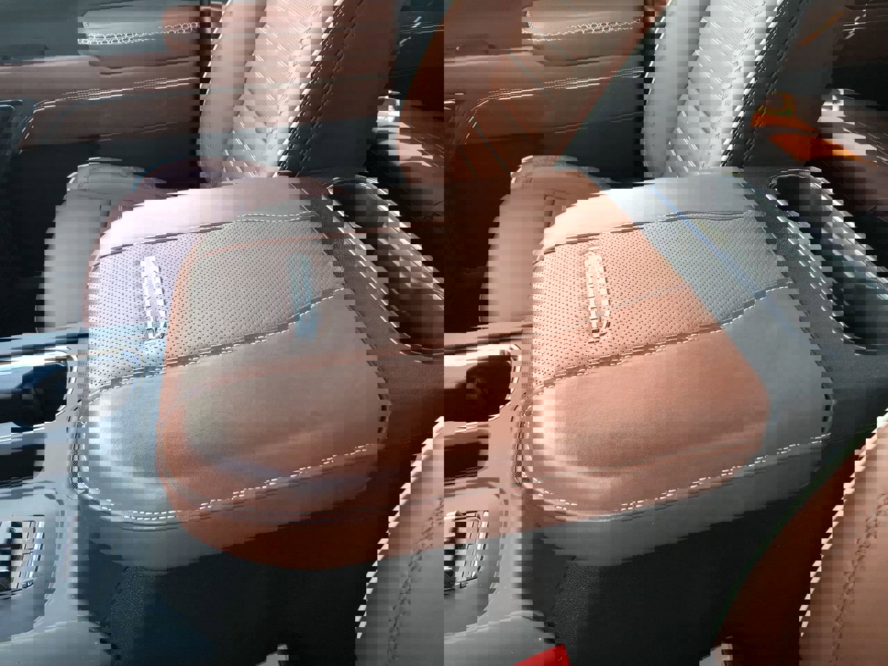 Used 2025 GMC Sierra 2500 Denali Ultimate image 25