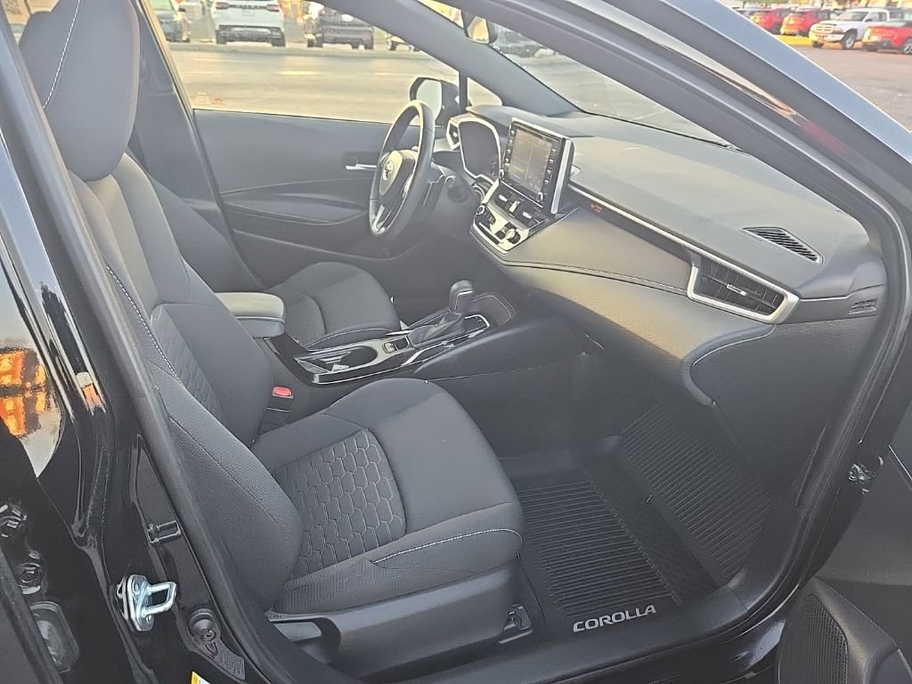 Used 2019 Toyota Corolla SE w/ SE Option Package image 31
