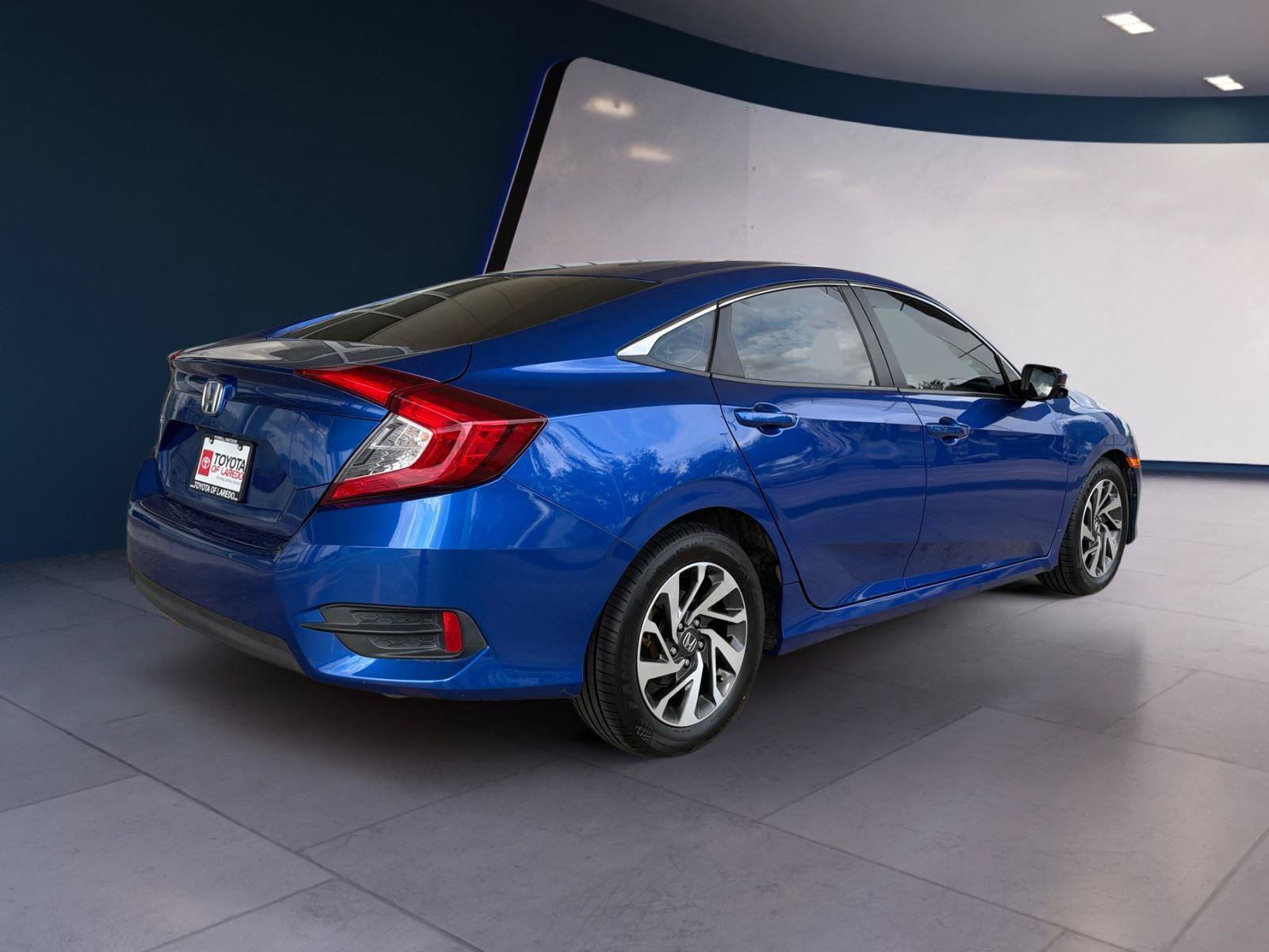 Used 2016 Honda Civic EX image 5