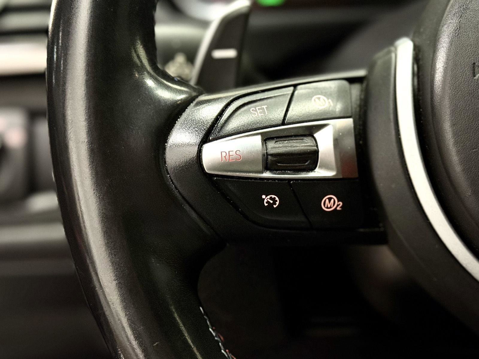 Used 2015 BMW M3 RWD image 19