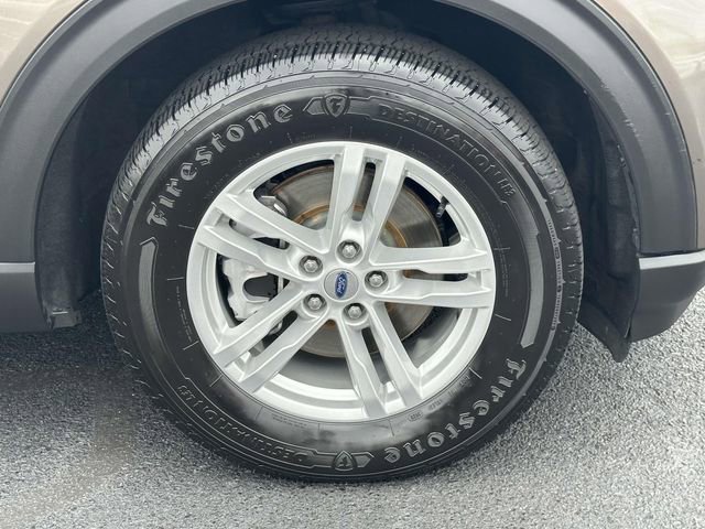 Used 2021 Ford Explorer XLT AWD/4WD image 5