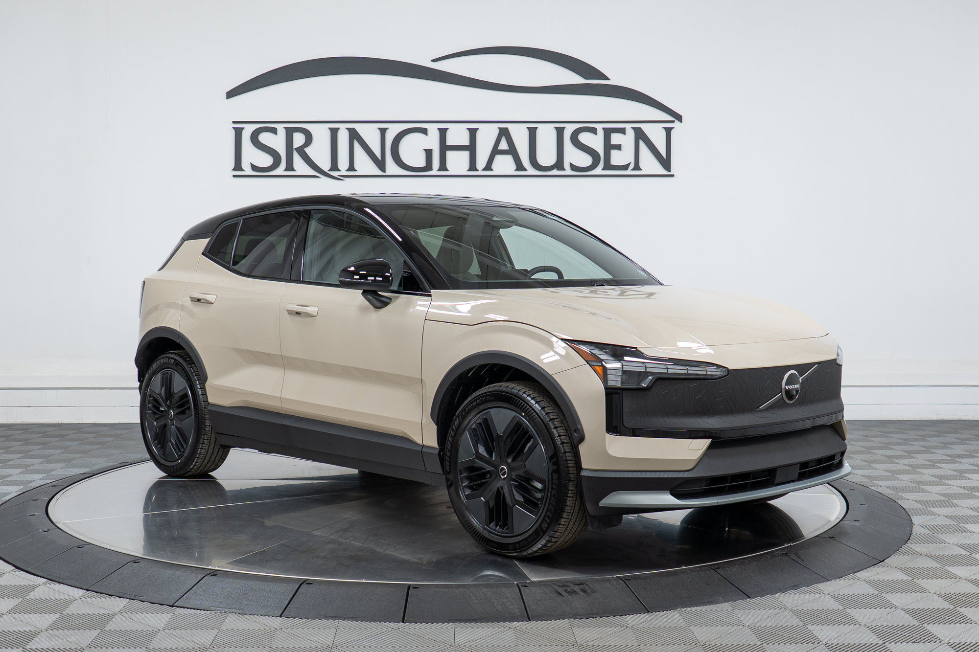 New 2026 Volvo EX30 Cross Country Ultra w/ Protection Package Premier AWD/4WD image 3