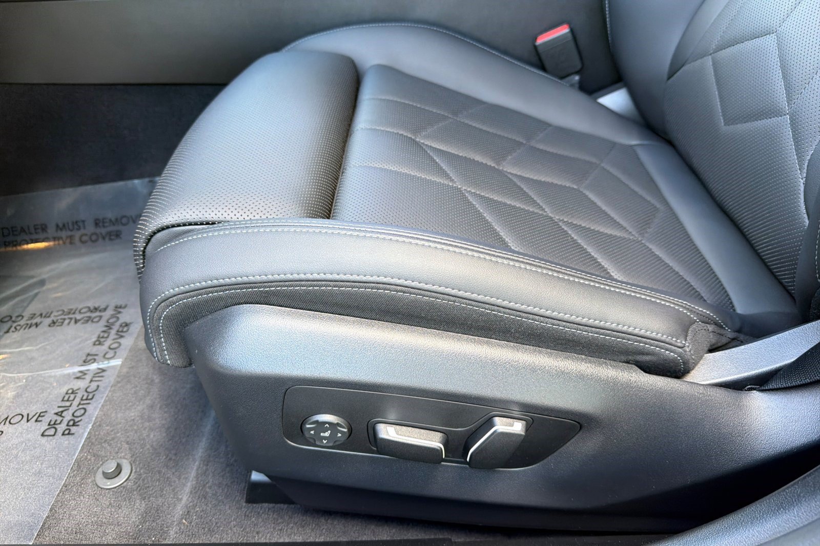 Certified 2024 BMW i5 eDrive40i w/ M Sport Package RWD image 14