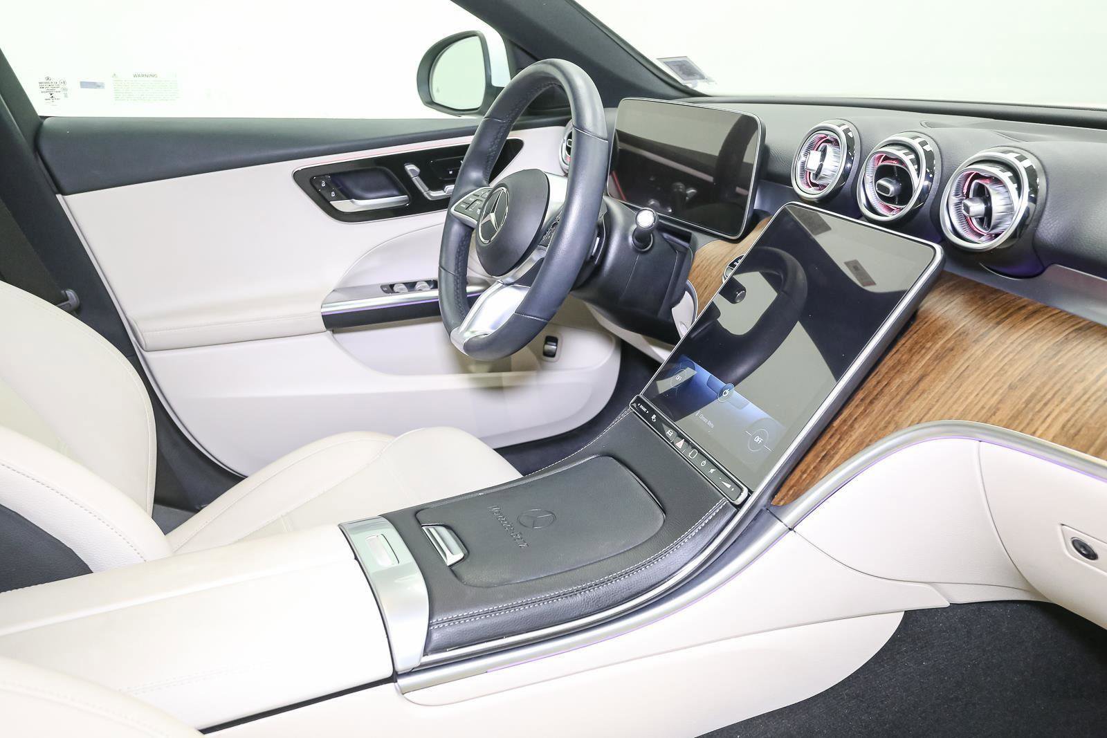 Used 2023 Mercedes-Benz C 300 4MATIC Sedan image 21