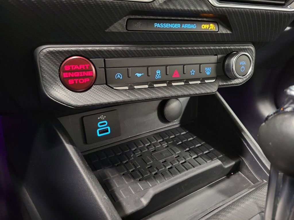 Used 2024 Ford Mustang Premium image 17