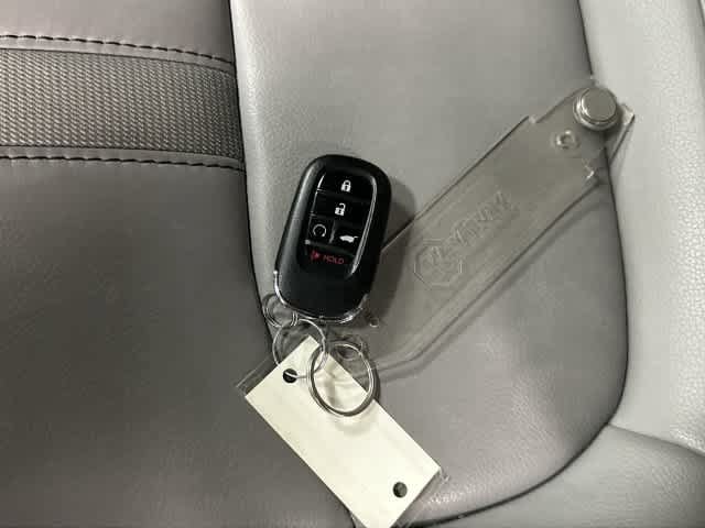 Certified 2025 Honda Pilot EX-L image 32