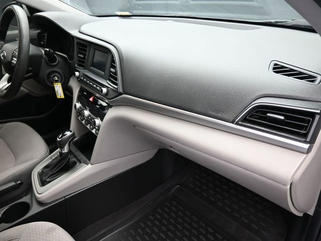 Used 2020 Hyundai Elantra SE w/ Convenience Package (C2) image 40