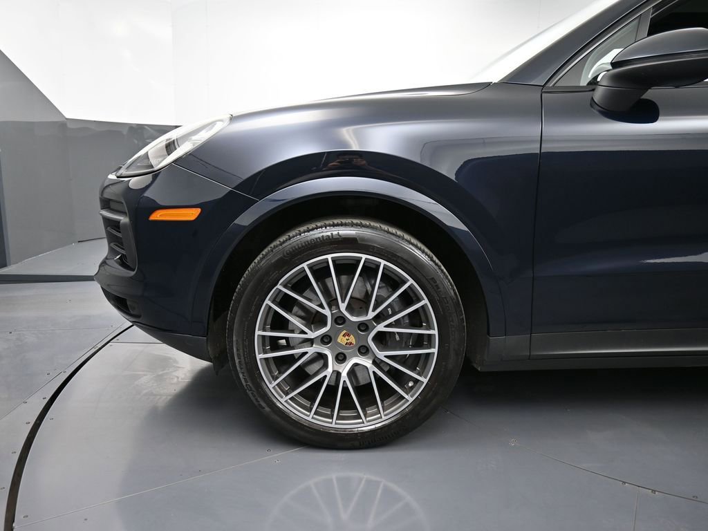 Certified 2022 Porsche Cayenne AWD/4WD image 12