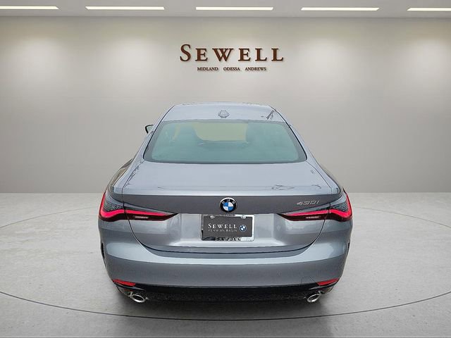 New 2026 BMW 430i Coupe w/ Parking Assistance Package RWD image 3