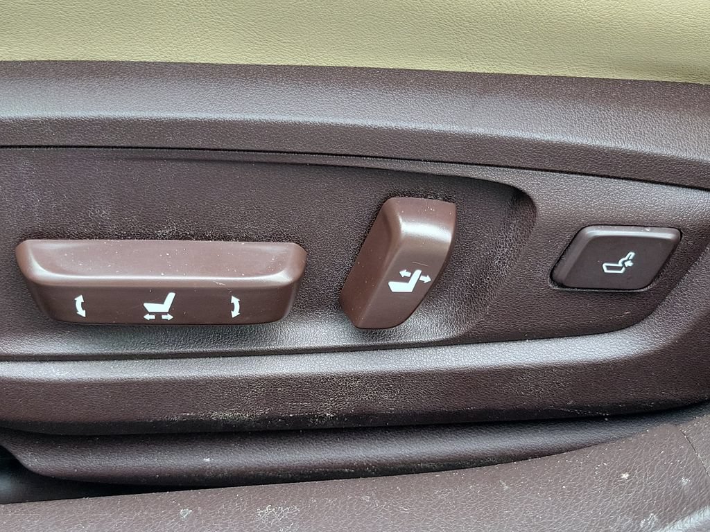 Used 2017 Lexus ES 350 w/ Navigation System Package FWD image 28