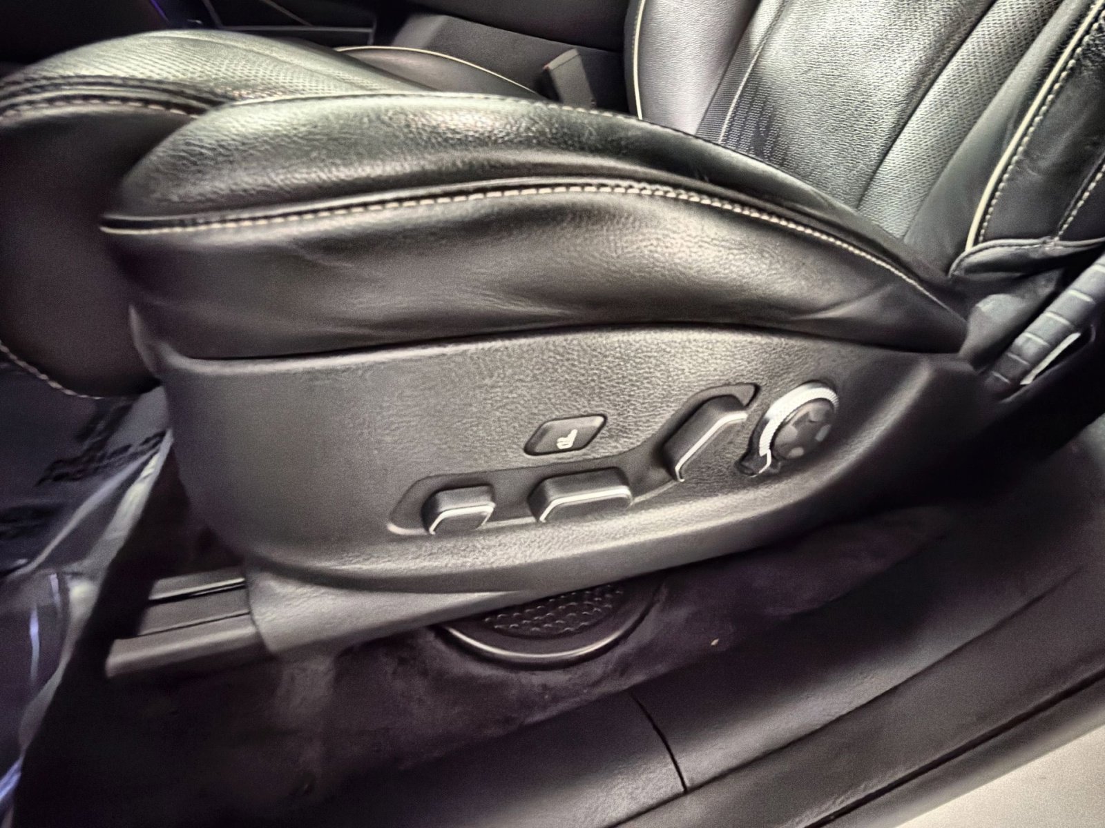 Used 2021 Genesis GV80 3.5T Advanced + image 14