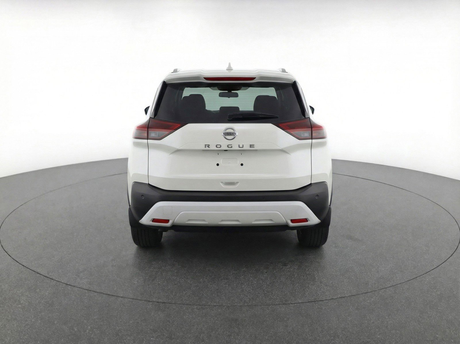 Used 2025 Nissan Kicks SV image 7