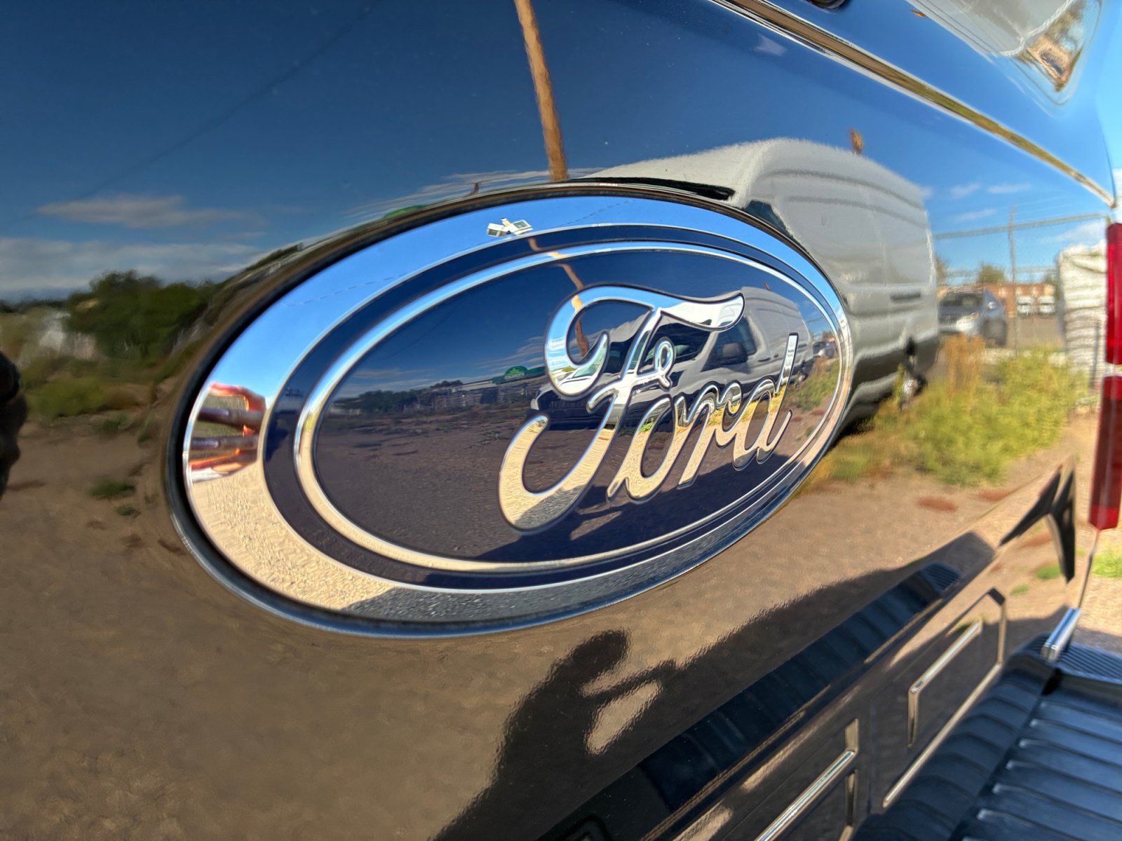 Certified 2018 Ford F150 Lariat AWD/4WD image 24