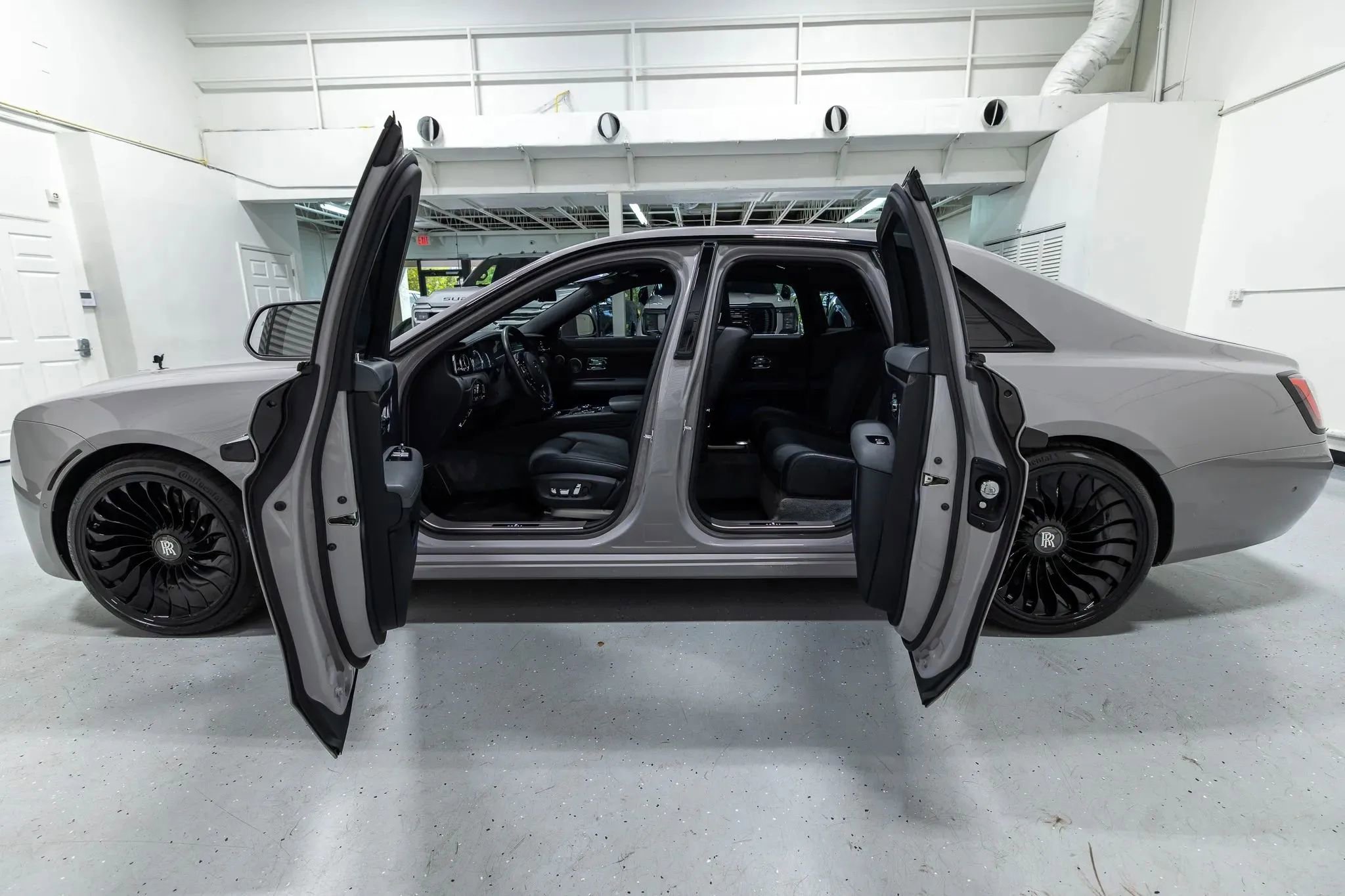 Used 2021 Rolls-Royce Ghost AWD/4WD image 42