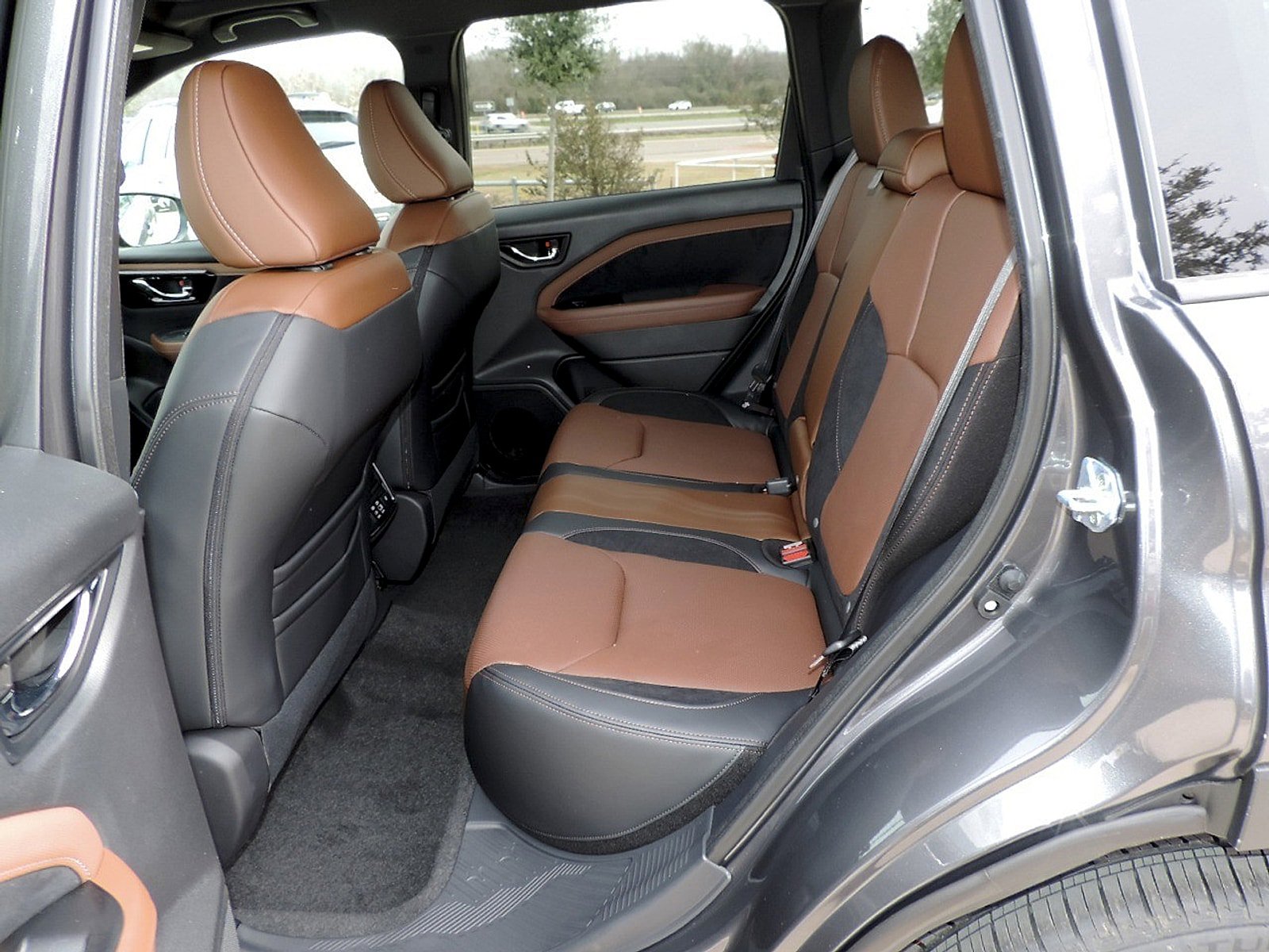 New 2026 Subaru Forester Touring AWD/4WD image 17