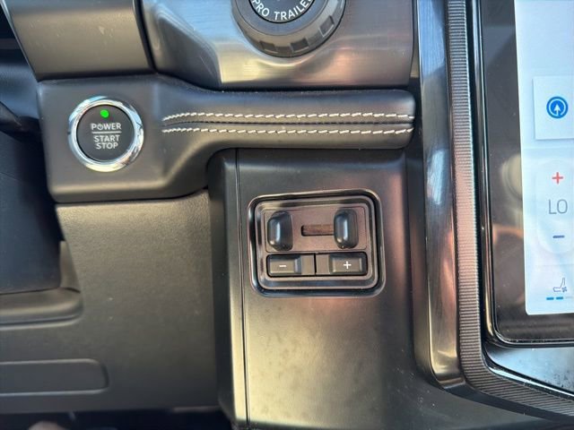 Used 2023 Ford F150 Lightning Platinum AWD/4WD image 45