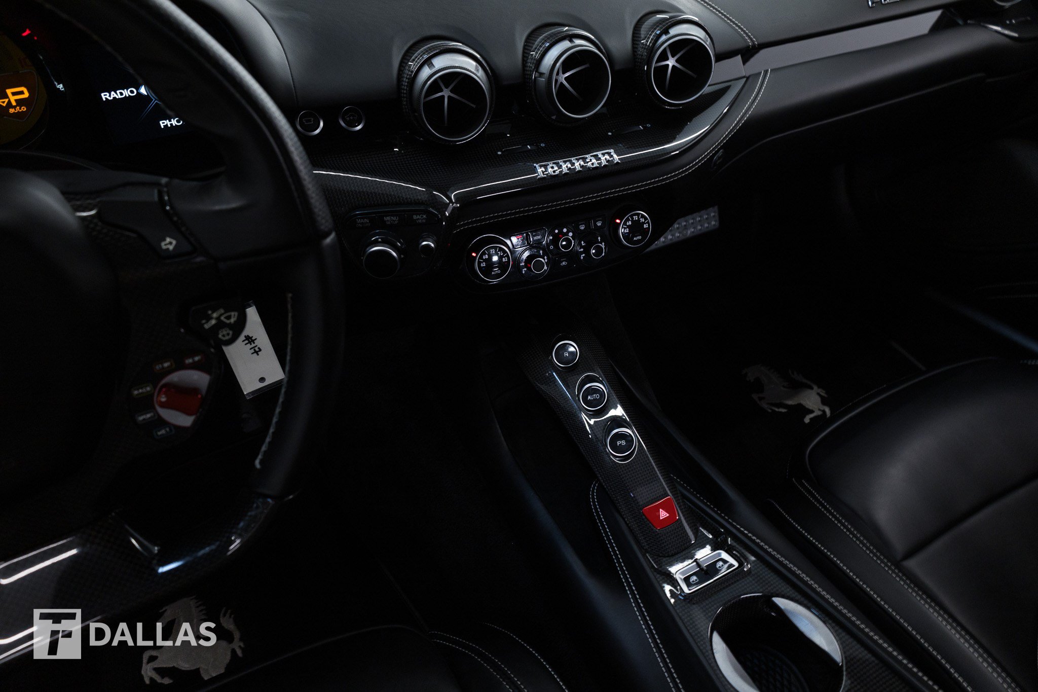 Used 2015 Ferrari F12 Berlinetta RWD image 37