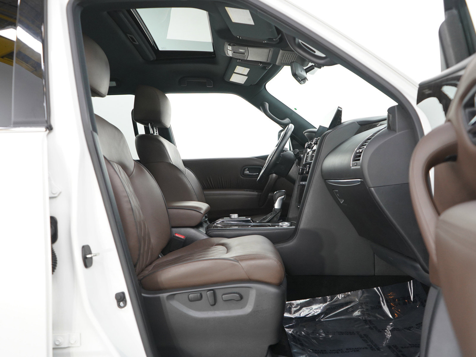 Used 2023 Nissan Armada Platinum w/ Captain's Chairs Package image 11