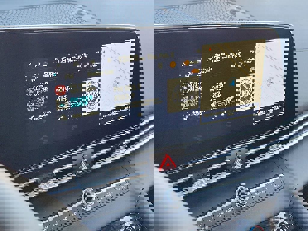 Used 2024 Hyundai Elantra SEL w/ Convenience Package image 26