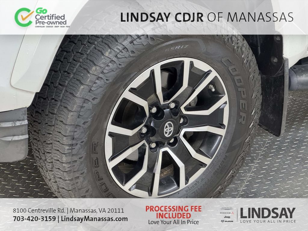 Used 2020 Toyota Tacoma TRD Sport w/ Technology Package AWD/4WD image 9