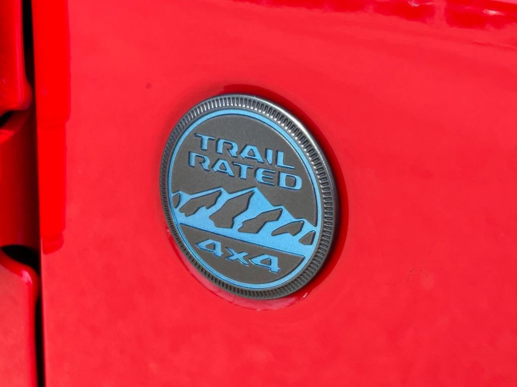 Used 2025 Jeep Wrangler Unlimited Sahara AWD/4WD image 37