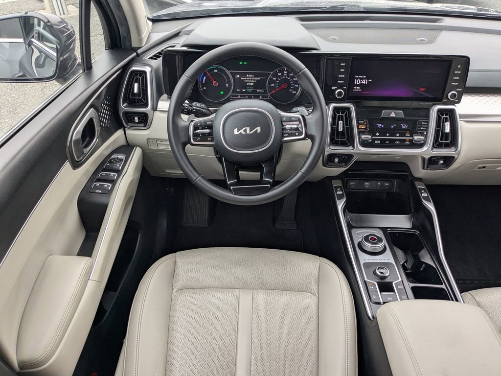 Used 2022 Kia Sorento EX image 16