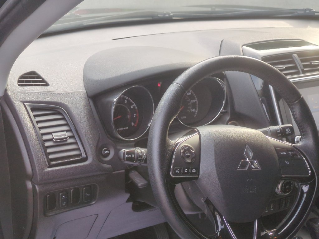 Used 2024 Mitsubishi Outlander Sport AWD image 9