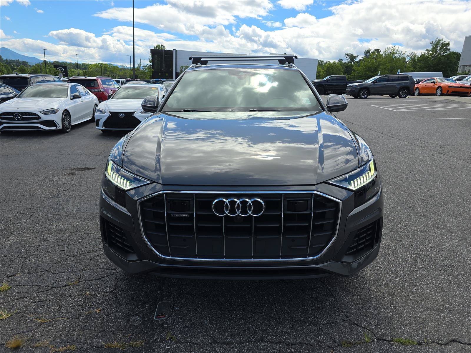Used 2019 Audi Q8 Premium Plus AWD/4WD image 8