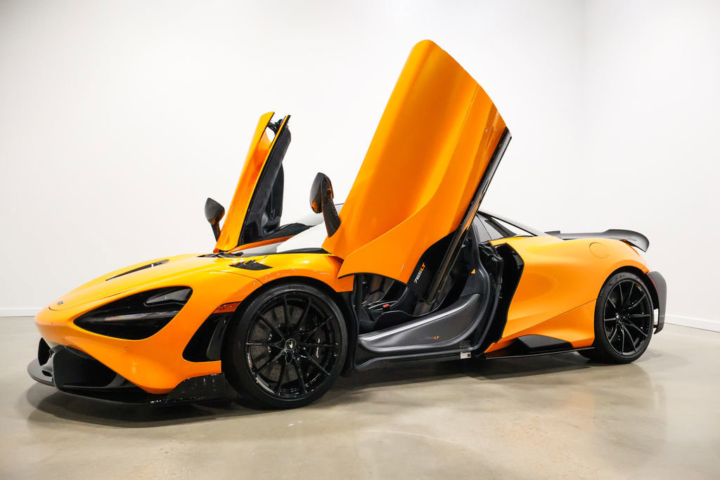 Used 2022 McLaren 765LT image 11