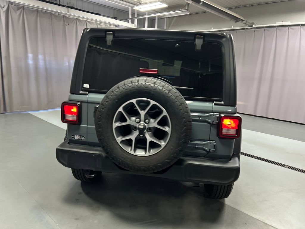 Used 2024 Jeep Wrangler Sport S image 6