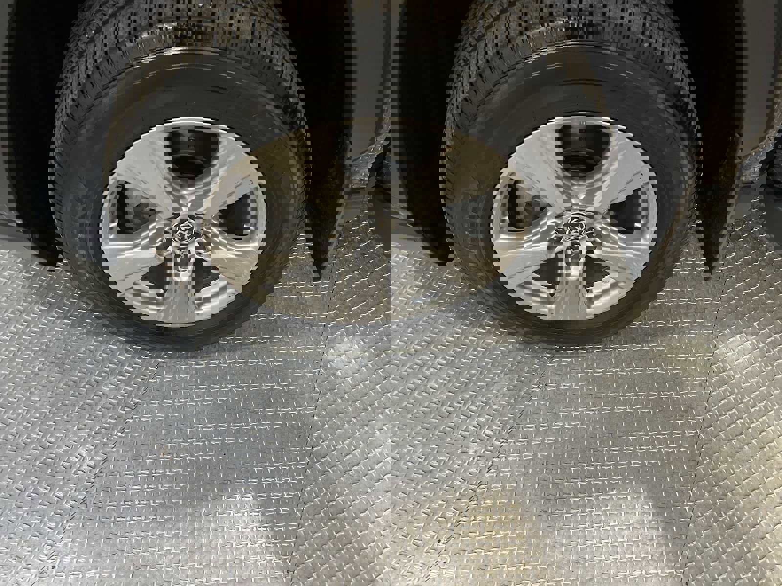 Used 2022 Toyota RAV4 XLE image 10