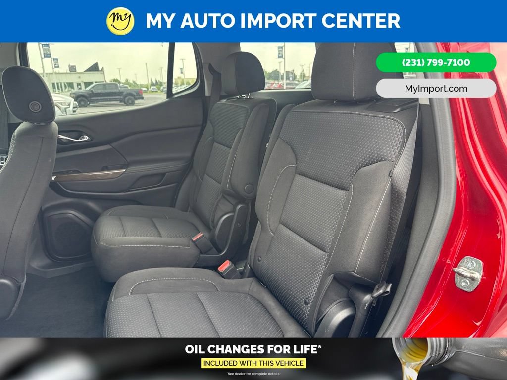 Used 2023 GMC Acadia SLE w/ Driver Convenience Package FWD image 25