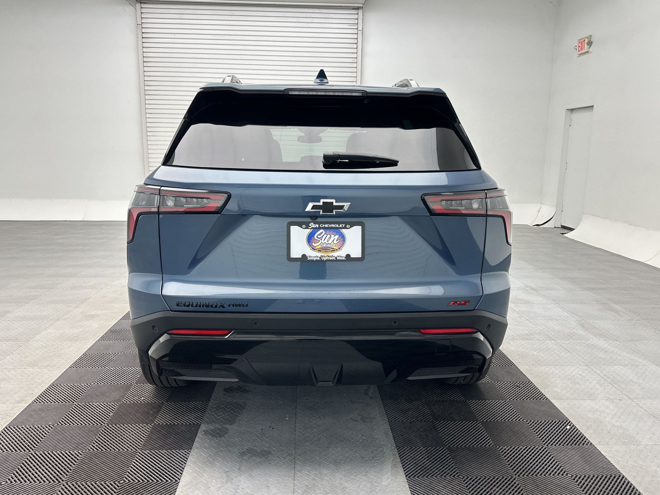 New 2027 Chevrolet Equinox RS w/ LPO, Floor Liner Package AWD/4WD image 10