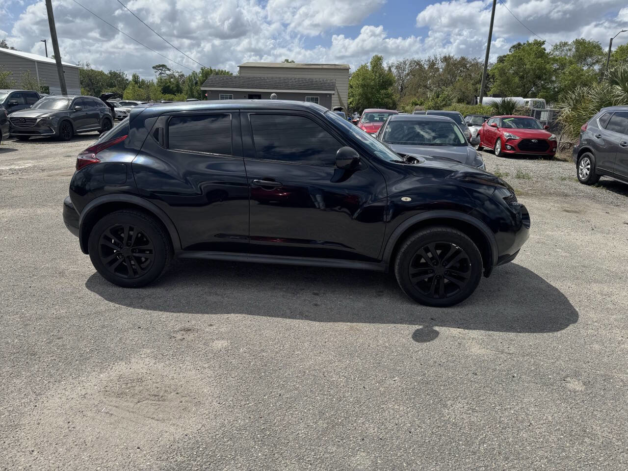 Used 2014 Nissan Juke SV FWD image 4