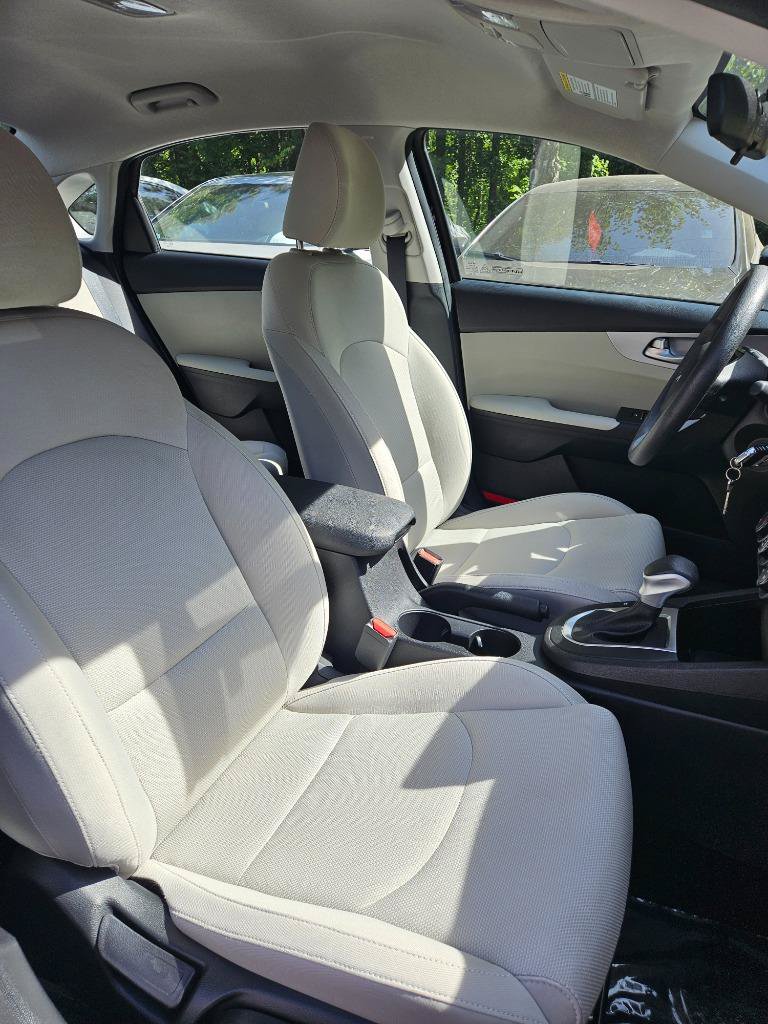 Used 2023 Kia Forte LXS FWD image 24