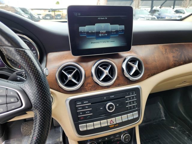 Used 2019 Mercedes-Benz GLA 250 4MATIC image 26