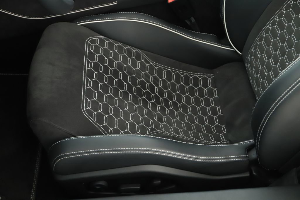 Used 2022 Lamborghini Huracan EVO image 24