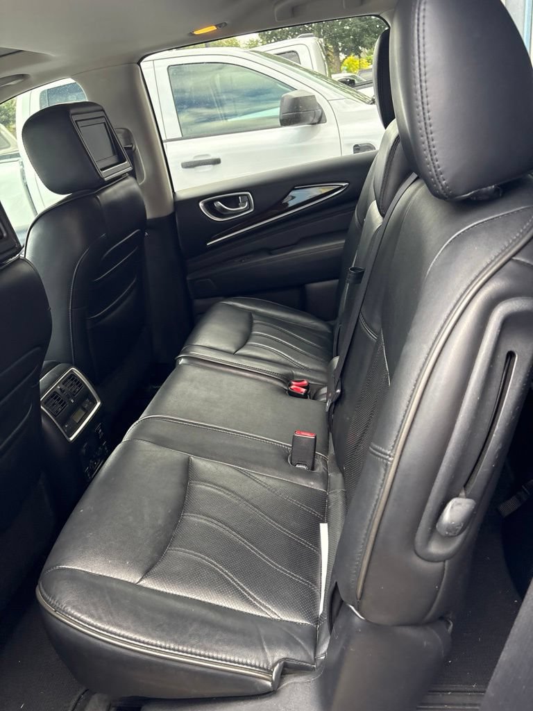 Used 2013 INFINITI JX35 AWD w/ Premium Pkg image 7