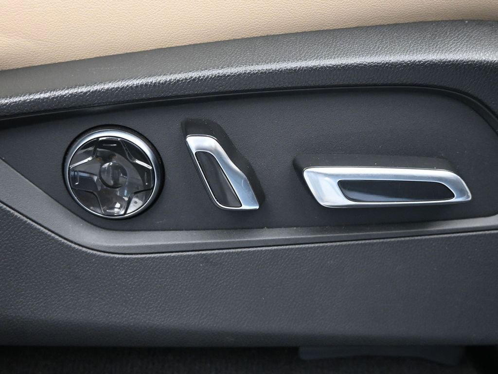 Used 2023 Acura MDX FWD w/ Technology Package image 13