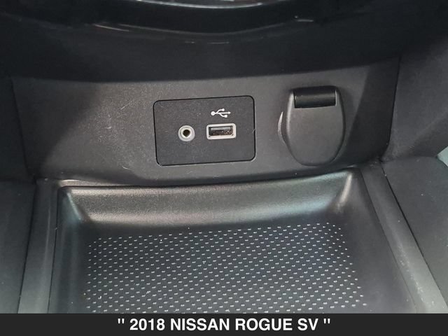 Used 2018 Nissan Rogue SV AWD/4WD image 25