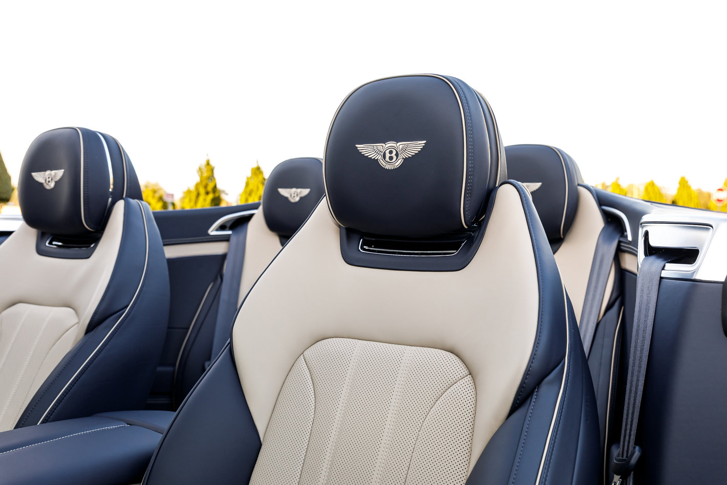 New 2026 Bentley Continental GTC image 31