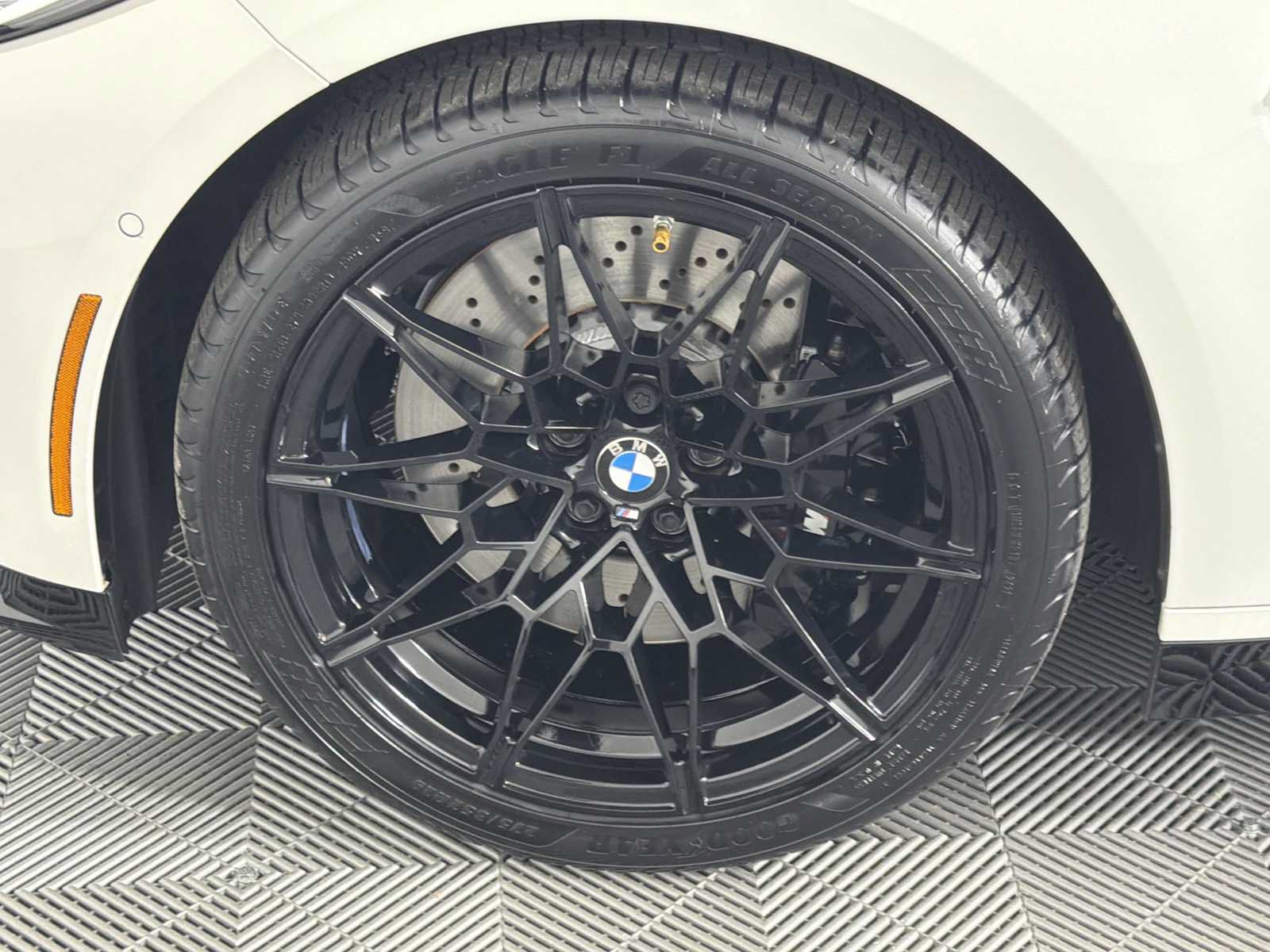 Used 2024 BMW M4 Competition w/ Executive Package RWD image 11