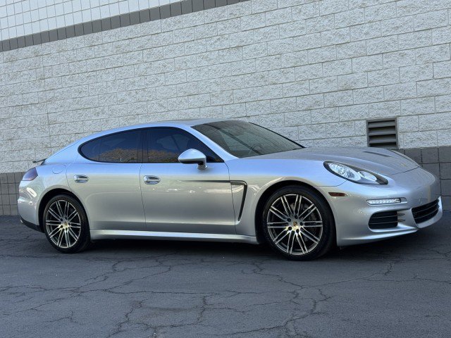 Used 2016 Porsche Panamera Edition RWD image 4