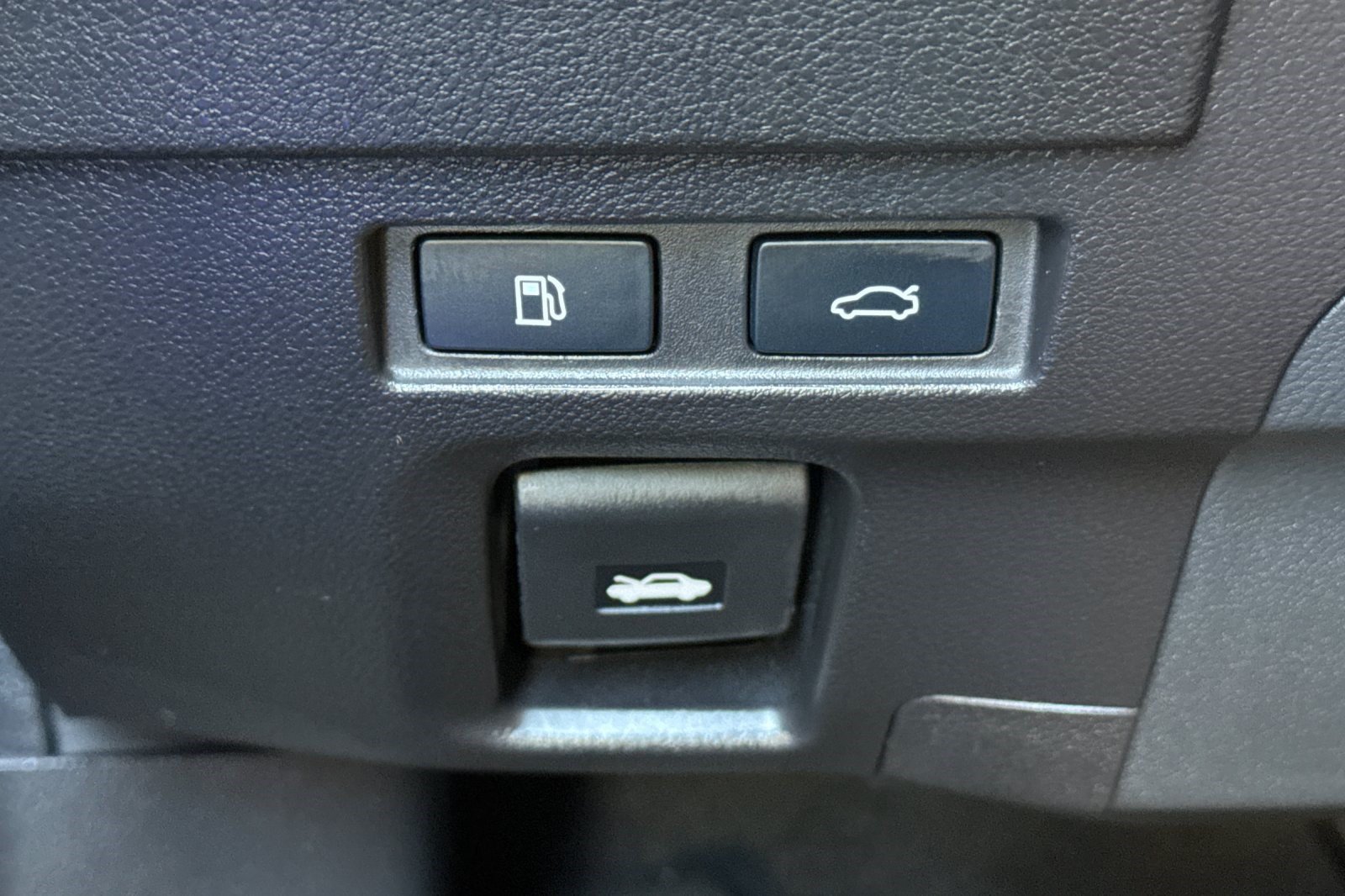 Certified 2024 Lexus ES 300h w/ Premium Package FWD image 35