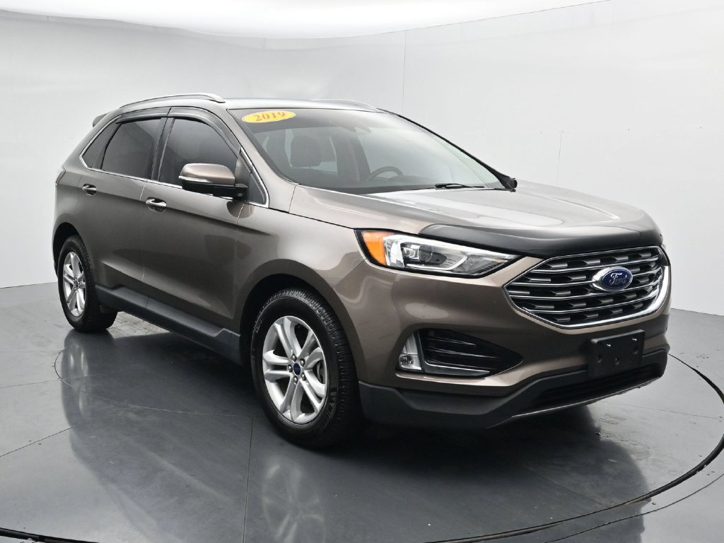 Used 2019 Ford Edge SEL AWD/4WD image 2